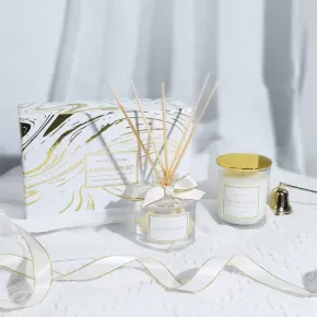 White & Gold Reed Diffuser & Candle Gift Set